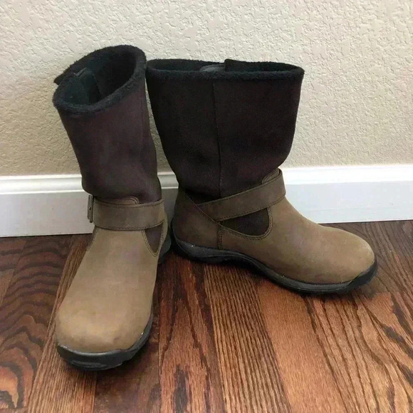 Baffin Danka Women’s Bell-W009 Boots Size 6 Chocolate Color $199 Buckle - Picture 10 of 16